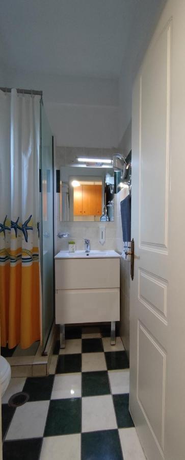 Alexandra'S Glifa Apartments Extérieur photo
